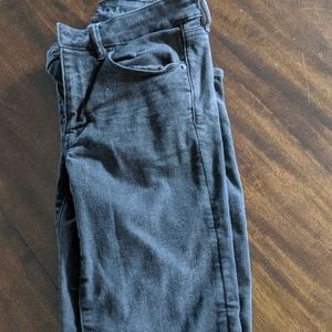 American eagle size 6 black jeans